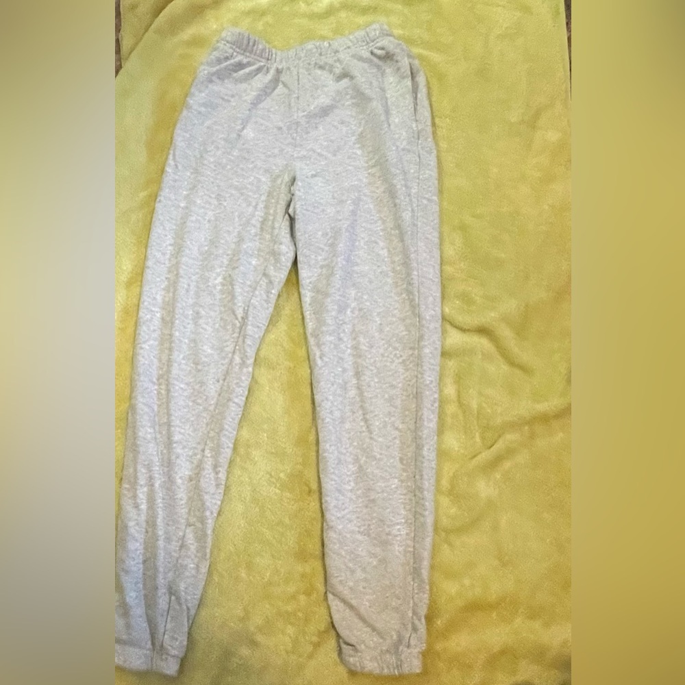 2pc black and grey sweatpants